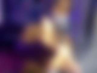 bluuxhoneyy's Live Sex Cam Show
