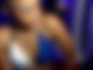 bluuxhoneyy's Live Sex Cam Show