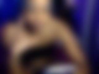 bluuxhoneyy's Live Sex Cam Show