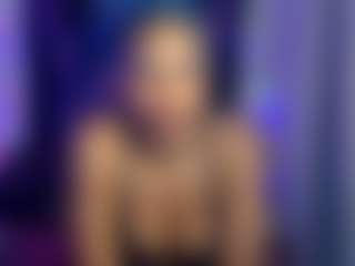 bluuxhoneyy's Live Sex Cam Show