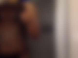 bluuxhoneyy's Live Sex Cam Show