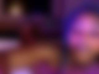 bluuxhoneyy's Live Sex Cam Show