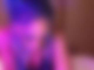 bluuxhoneyy's Live Sex Cam Show