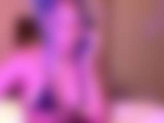 bluuxhoneyy's Live Sex Cam Show
