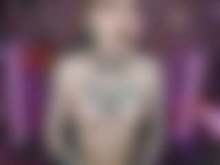 Live cam show with Amy Goth - Blonde Hair Petite on justonemore.cc