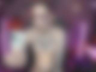Live cam show with Amy Goth - Facial Piercings on WildCum