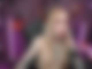 Live cam show with Amy Goth - Athletic Strip on liverealitysex.com