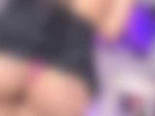 Camila Martinez's Live Sex Cam Show