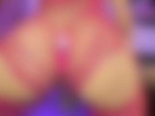 Camila Martinez's Live Sex Cam Show