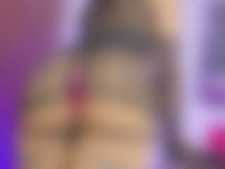 Camila Martinez's Live Sex Cam Show