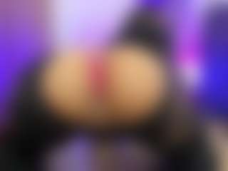 Camila Martinez's Live Sex Cam Show