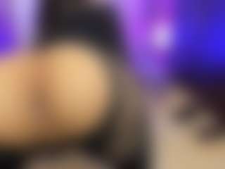 Camila Martinez's Live Sex Cam Show