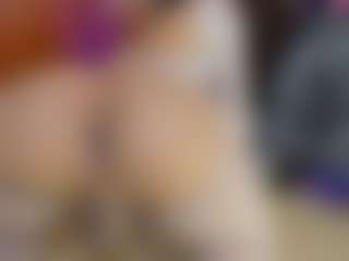 Camila Martinez's Live Sex Cam Show