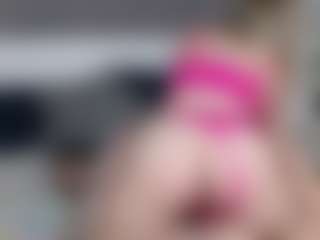 Live cam show with BangHotties - Strapon on SquirtSoMuch