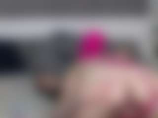 Live cam show with BangHotties - Strapon on Camsoda