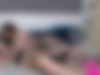 Live cam show with BangHotties - Strapon on TeamSkeetLive