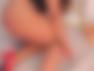 Live cam show with Cock Pleaser - Squirt on Instabang