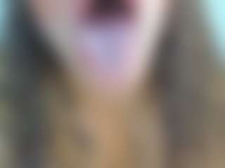 Live cam show with Cock Pleaser - Big Tits Brown Hair on Streamer API
