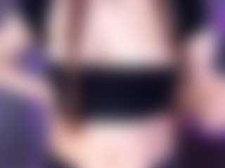Lovely-Poppy's Live Sex Cam Show