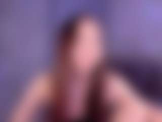 Live cam show with Lovely-Poppy - College on Camsoda