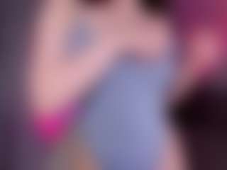 Live cam show with Lovely-Poppy - Bikini on Mixed Magazine Live