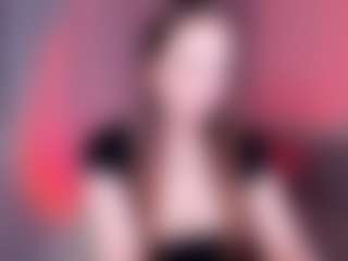 Live cam show with Lovely-Poppy - Brown Hair on Stripli.com