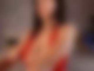 Live cam show with Raisa - Green Eyes on livesexfox.com
