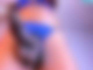 Live cam show with AntonellaAzams - Brown Eyes on fapnchat