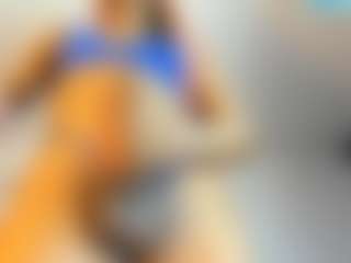AntonellaAzams's Live Sex Cam Show