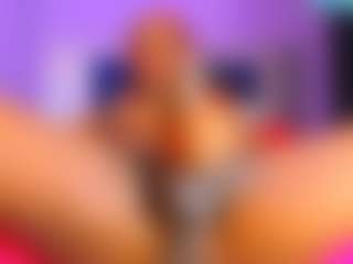 AntonellaAzams's Live Sex Cam Show