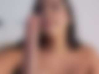 Live cam show with S. Sotto - BBW on camwithhim.com