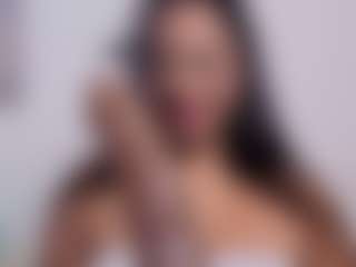 Live cam show with S. Sotto - Curvy Teen (18+) on Dare Cams