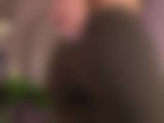 Live cam show with Elle Diane 👑 - Foot Fetish on live18s.com
