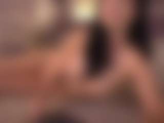 Live cam show with Elle Diane 👑 - Big Tits on crypto-cams