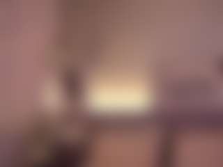 Live cam show with Elle Diane 👑 - Brown Eyes on AdultVida.com