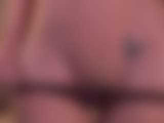 Live cam show with Elle Diane 👑 - Fingering Latina on TeamSkeetLive