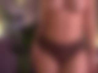 Live cam show with Elle Diane 👑 - Fingering Young Adult on Sweet Sext