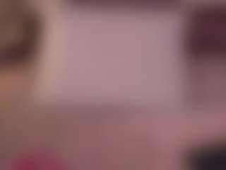 Live cam show with Elle Diane 👑 - Dildo Or Vibrator on Chatstar