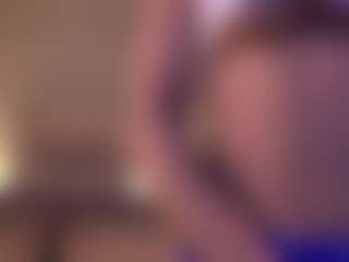Elle Diane 👑's Live Sex Cam Show