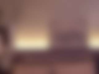 Live cam show with Elle Diane 👑 - Young Adult on Camsoda