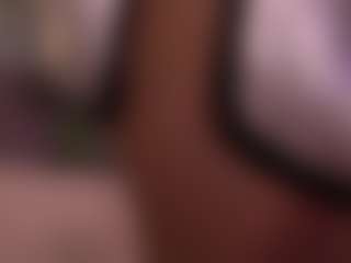 Live cam show with Elle Diane 👑 - Bedroom Big Tits on https://playwithruby.com