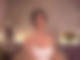 Elle Diane 👑's Live Sex Cam Show