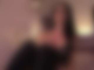 Live cam show with Elle Diane 👑 - Latina Teen (18+) on Dolls Live | colombia