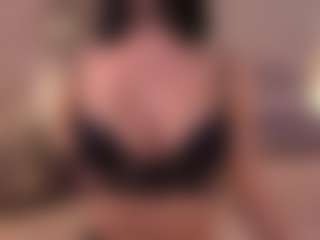 Live cam show with Elle Diane 👑 - Athletic Bedroom on numayanayam.club
