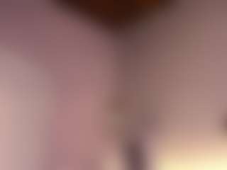 Live cam show with Elle Diane 👑 - Young Adult on madthumbs