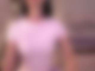 Live cam show with Elle Diane 👑 - Lovense on Camsoda