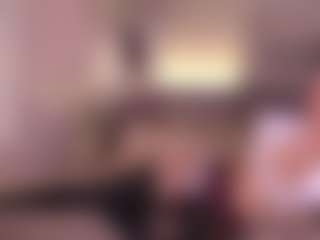 Live cam show with Elle Diane 👑 - Blowjob on Camsoda