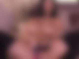Elle Diane 👑's Live Sex Cam Show