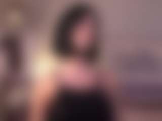 Live cam show with Elle Diane 👑 - Athletic Teen (18+) on Lustler