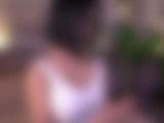 Live cam show with Elle Diane 👑 - Wet on Sweet Sext